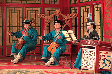 Throat singing, morin khuur and traditional music - Mongolia