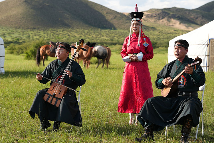 De luxe premium equestrian tour in Mongolia