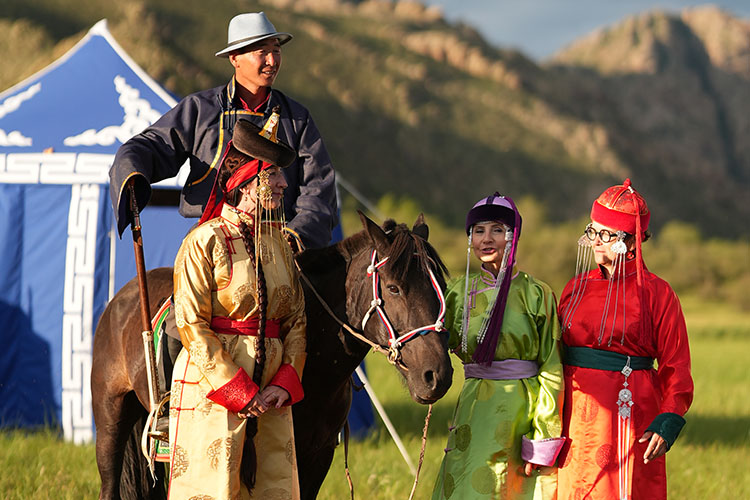 De luxe premium equestrian tour in Mongolia